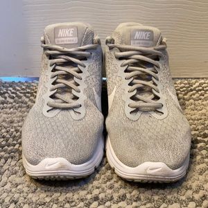 Men’s Nike Air Max Sequent 2